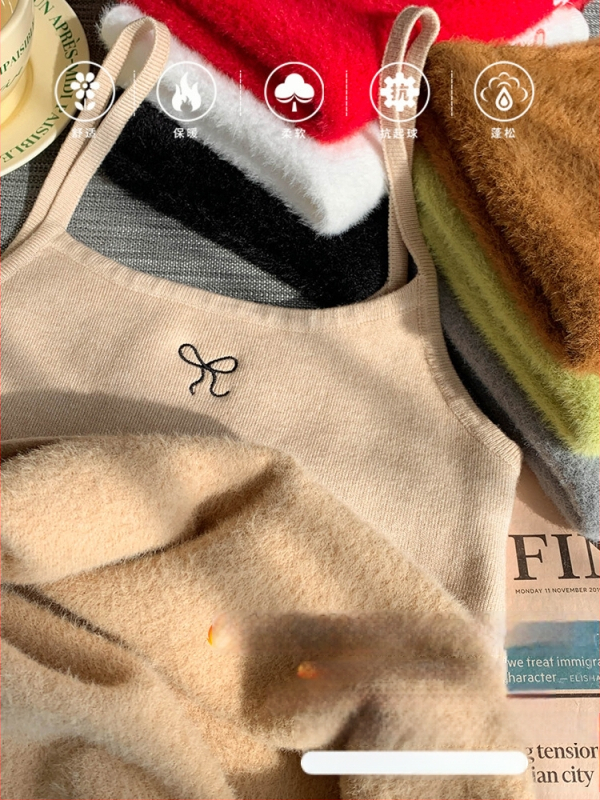 Sieviešu kamizole ar fleece iekšējo odere, šaurs piegriezums, mašas raksts, rudens 2025