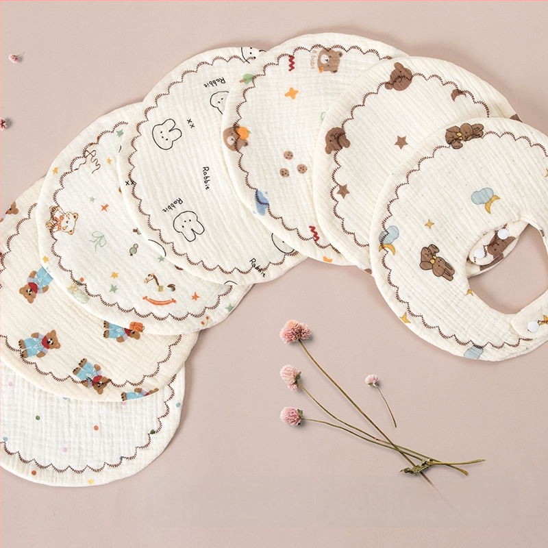 Zīdaiņa lakatiņš no 100% kokvilnas gázes, absorbējošs, Klase A, piemērots 0–3 gadus veciem zīdaiņiem, apaļš siluets, ar dzīvnieku/ multfilmu motīviem