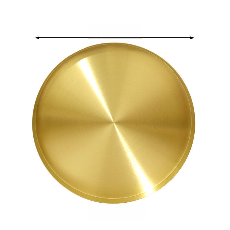 Rozsdamentes acélból készült kör alakú sekély tál, felület elektroplatírozás, mikrohullámú sütőben használható, könnyed luxus stílus