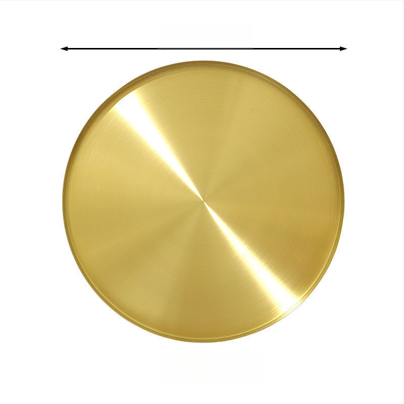 Rozsdamentes acélból készült kör alakú sekély tál, felület elektroplatírozás, mikrohullámú sütőben használható, könnyed luxus stílus