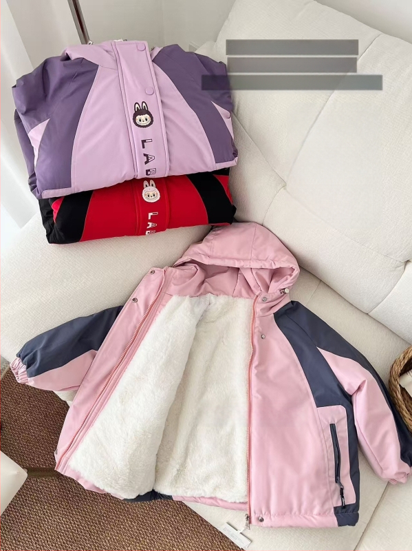 Ziemas jaka meitenēm ar kapuci, bieza flisa odere, ārējā materiāla trušu kažokāds, korejiešu stilā krāsu bloku dizains, ūdensizturīga un pret vēju, piemērota vecumam 7–12 gadiem