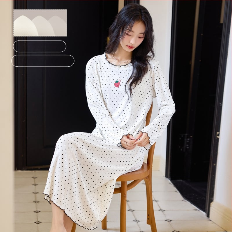 Νυχτερινό φόρεμα πουλόβερ με ενσωματωμένες επενδύσεις στήθους, μακριά μανίκια, στρογγυλός γιακάς, ανάμειξη βισκόζη-πολυεστέρα-ελαστάνη, μεσαίου βάρους