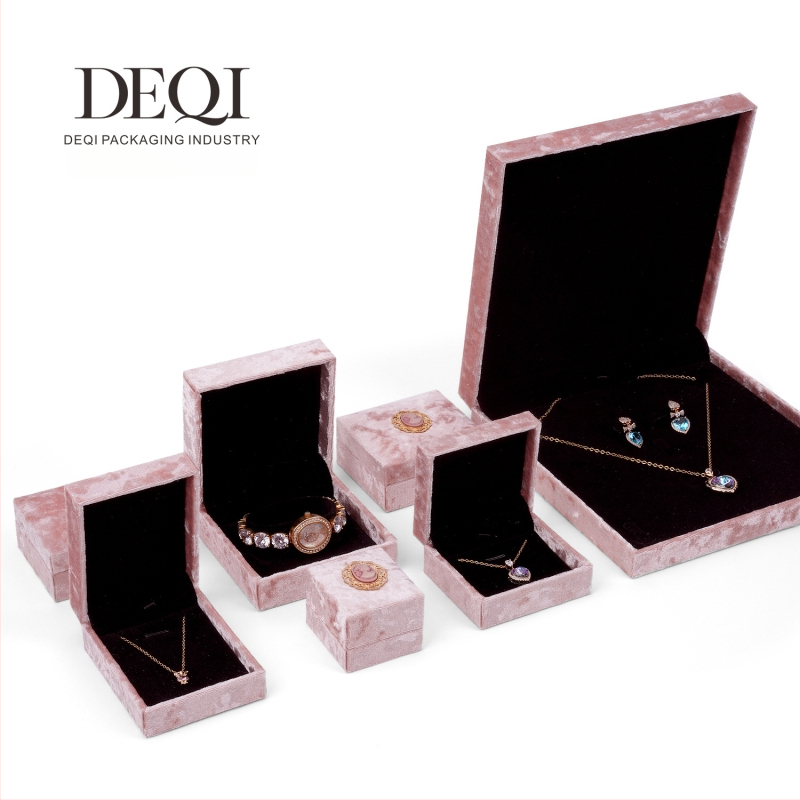 Velso juvelyrinių dėžutė žiedams ir karoliukams – Deqi prekės ženklas, kilmė Foshan, Guangdong – pakuotės dėžutė juvelerijai
