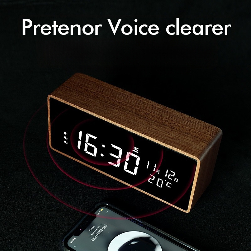 Mormon äratuskell, tammest korpus, LED-numbriline display, akudega toidetav elektrooniline liikumine, termomeeter ja nädalapäeva kuvamine