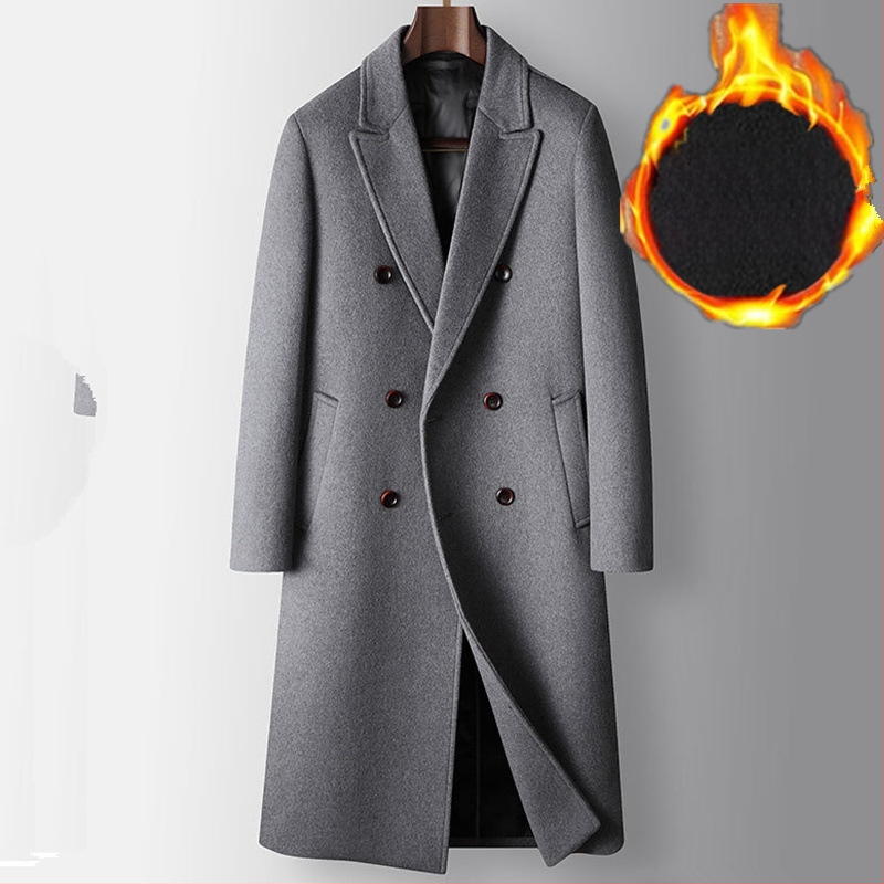 Garš vīriešu vilnas mētelis – dubultā aizdare, noņemama pūkaina oderes, brīvs siluets, žaketes stila apkakle (Blīva vilnas audums; Vilnas pamata audums; Noņemama pūka oderes; Brīvs siluets; Žaketes apkakle)