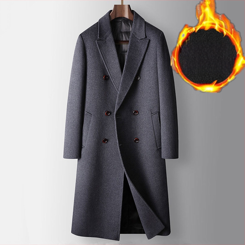 Garš vīriešu vilnas mētelis – dubultā aizdare, noņemama pūkaina oderes, brīvs siluets, žaketes stila apkakle (Blīva vilnas audums; Vilnas pamata audums; Noņemama pūka oderes; Brīvs siluets; Žaketes apkakle)