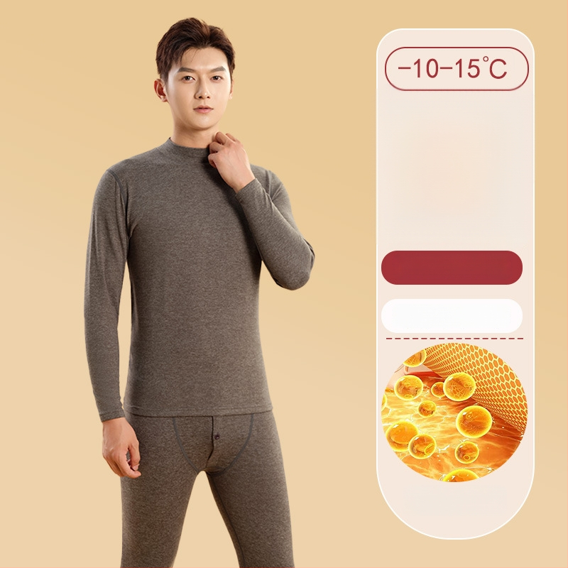 Vīriešu termiskā apakšveļas komplekts ar vidēja augstuma kaklu, fleeces pamatā no poliestera ziemas pamatslānim (Poliester 92,3% / Spandex 7,7% odere; vienslāņu; vidēja siltuma; auduma 181–200 g/m²)