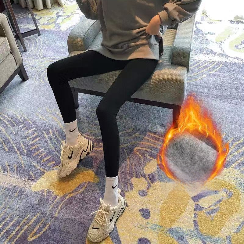 Naiste retuusid - Polüester koos elastaniga, pahkluu pikkus, tihe lõige, keskmise paksusega, ühetooniline