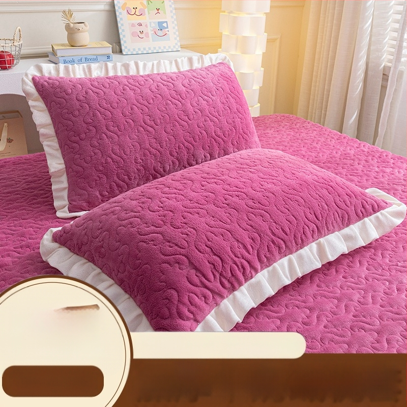 Padjapüür polüesterkiududest, 40 lõnga, trükkimine ja lõimimine, reaktiivne trükk ja värvimine, kaasaegne minimalistlik stiil