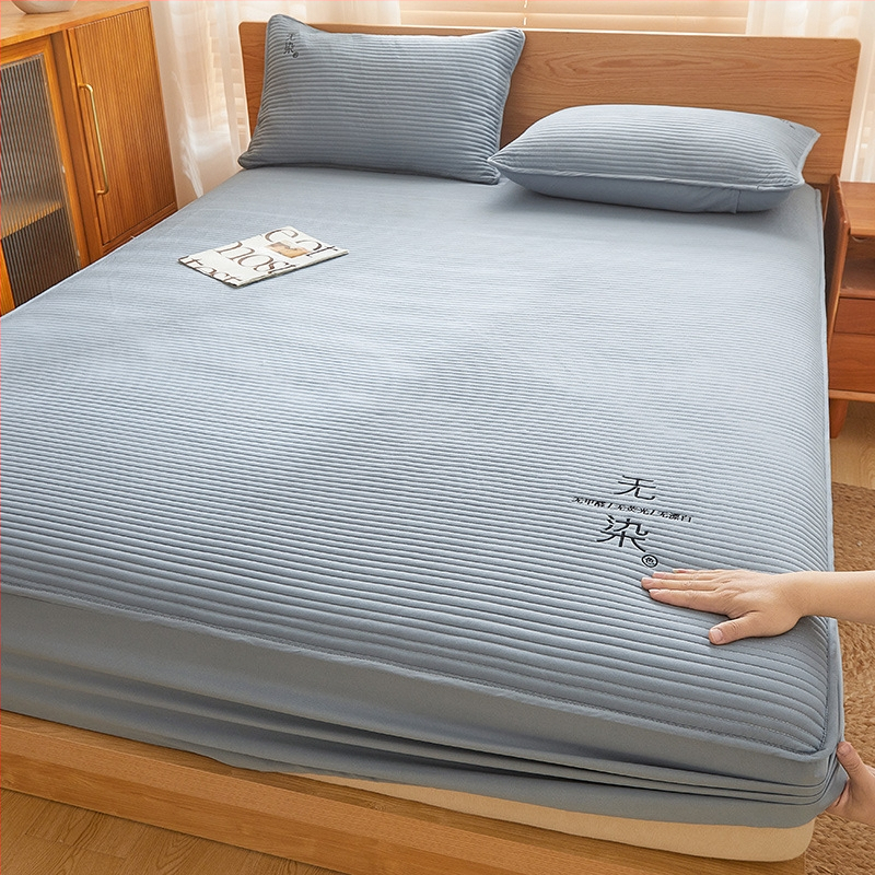 Τριών τεμαχίων σετ σεντόνια από 100% βαμβάκι με λάστιχο, κάλυμμα κρεβατιού και μαξιλαροθήκες; μονοχρωμο σχέδιο; αντιδραστική βαφή; κεντημένο, πλυμένο ύφασμα; πυκνότητα ύφανσης 133x72; 40 νήματα