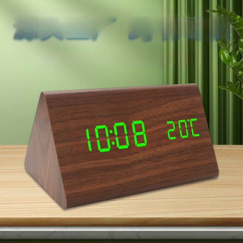 LED-digitaalne äratuskell häälejuhtimisega, kalendri 24-tunnise kuvaga, termomeeter ja öine taustvalgustus
