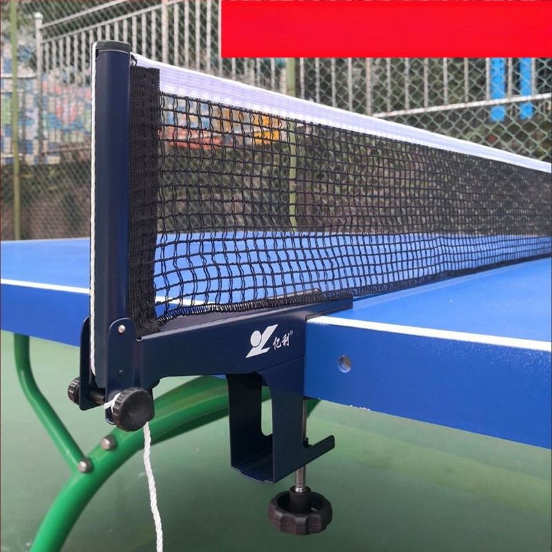 Lauatennisivõrgu alus keskse ühe võrguga