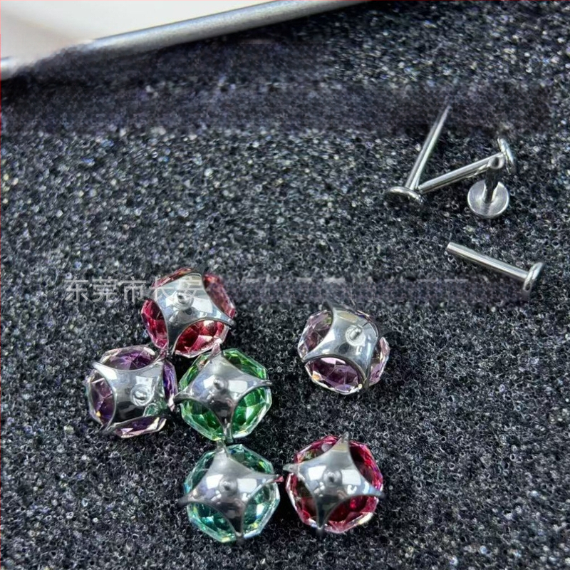 Lūpų ir ausų studos iš F136 titano lydinio, 5A cirkonas, unisex geometrinis dizainas, poliruotas paviršius, grynumas G23