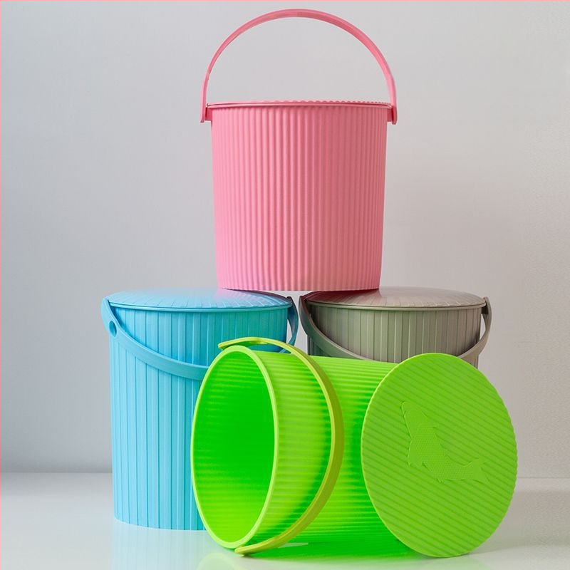 Σκαμπό-κάδο από πλαστικό με παχυσμένο καπάκι, για οικιακή χρήση (Μάρκα: Unique; Κυκλοφόρησε το 2023; Όχι εισαγόμενο)