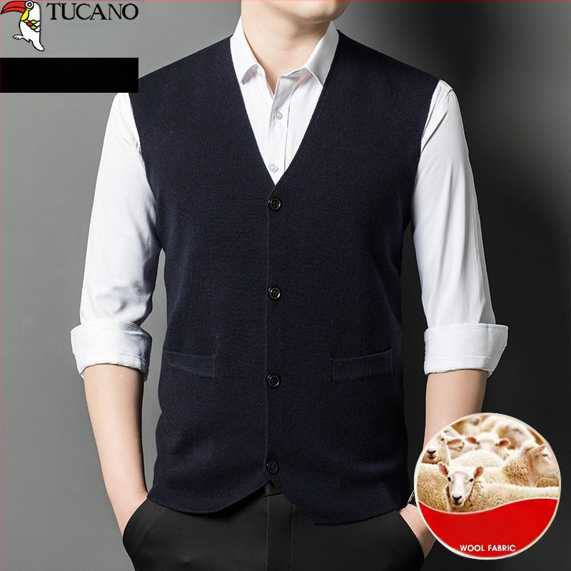 Puuvillane vest kapuutsiga kardiganistiiliga, ühe rivi nupudega, triikimata, ühetooniline