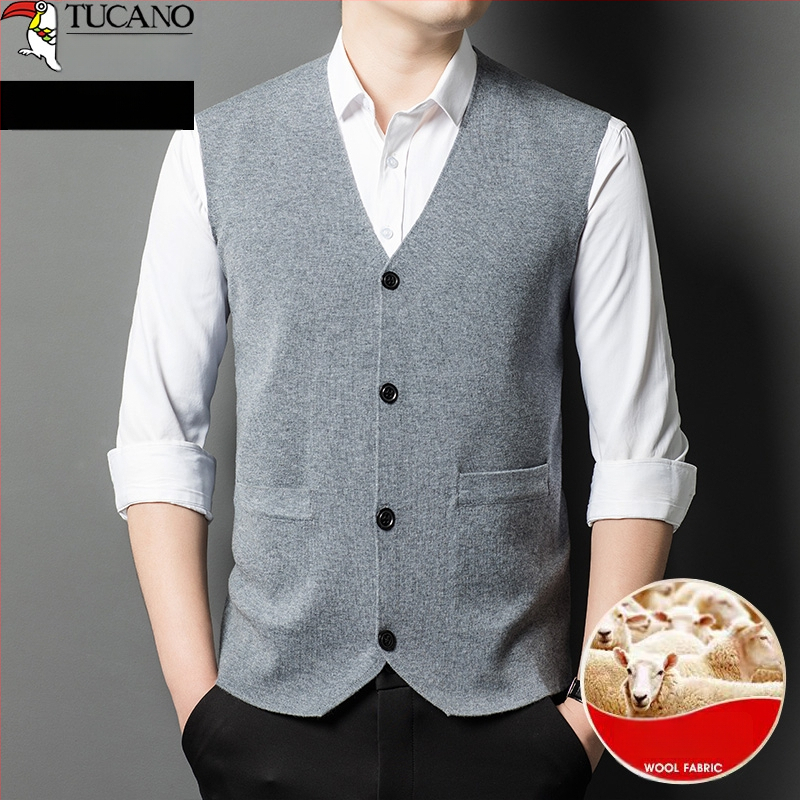 Puuvillane vest kapuutsiga kardiganistiiliga, ühe rivi nupudega, triikimata, ühetooniline