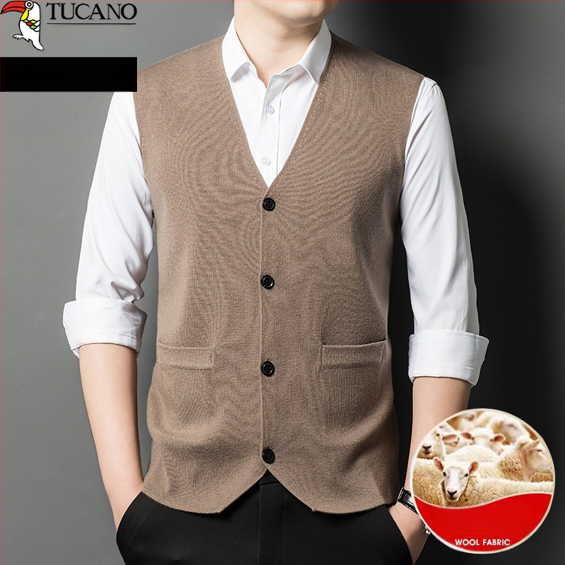 Puuvillane vest kapuutsiga kardiganistiiliga, ühe rivi nupudega, triikimata, ühetooniline