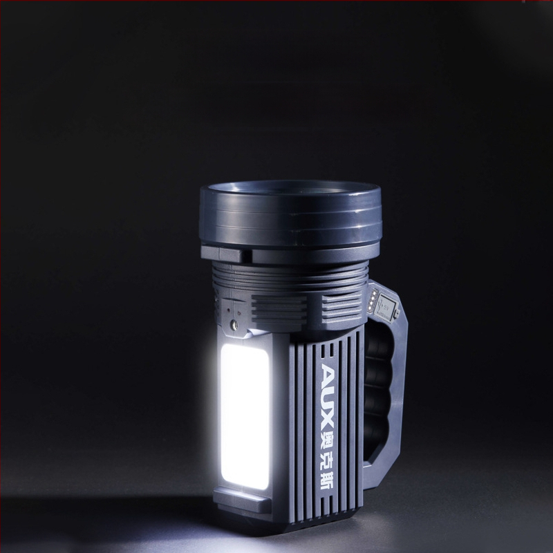 Įkraunamas LED žibintuvas | Ultra ryškus lauke, ilgas nuotolis | 5500–9900W, LED, ABS, nuotolis 500 m+