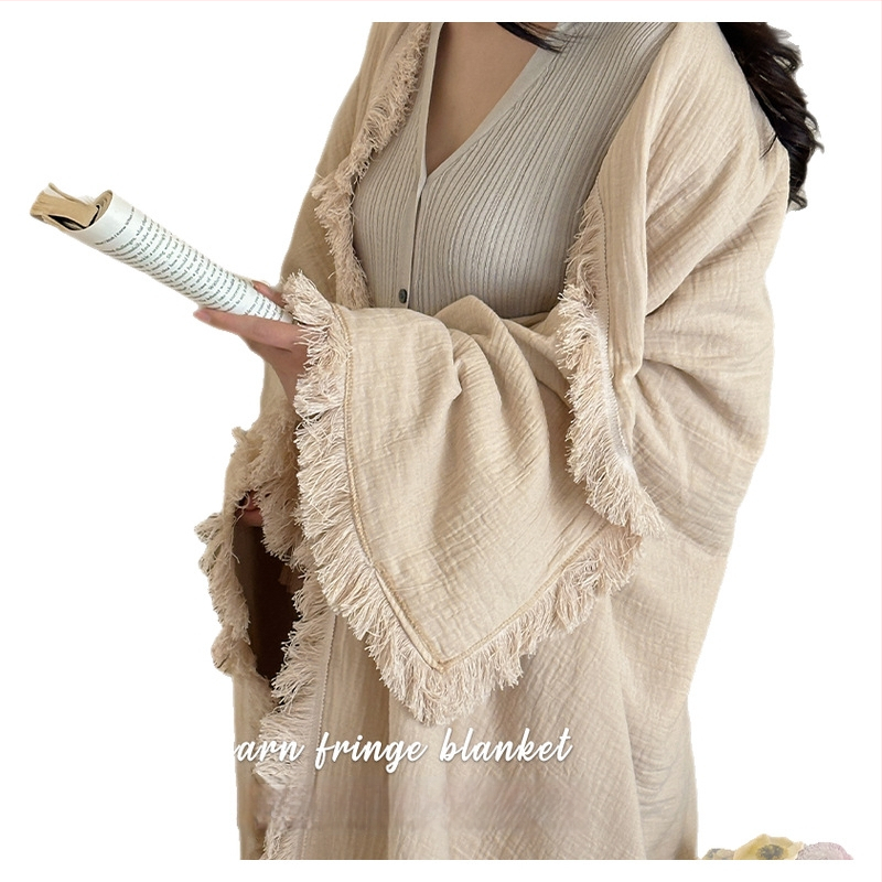 Rankšluostinė antklodė iš poliesterio, iki 300 g, visiems metų laikams, skandinaviško stiliaus