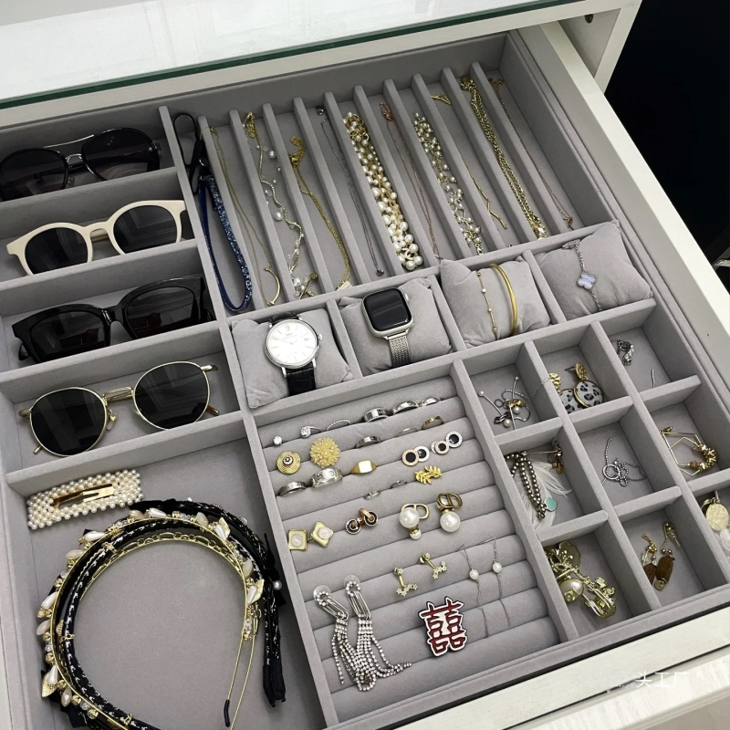 CHUHANG Popierinė juvelyrinių dėžutė su įmontuotu dėklu, stalinis saugojimas, 1 aukštas, dulkėms atspari