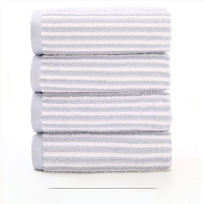 Σετ τεσσάρων πετσέτων από 100% βαμβάκι για πρόσωπο και σώμα — μαλακές, απορροφητικές, με αυξημένη πυκνότητα