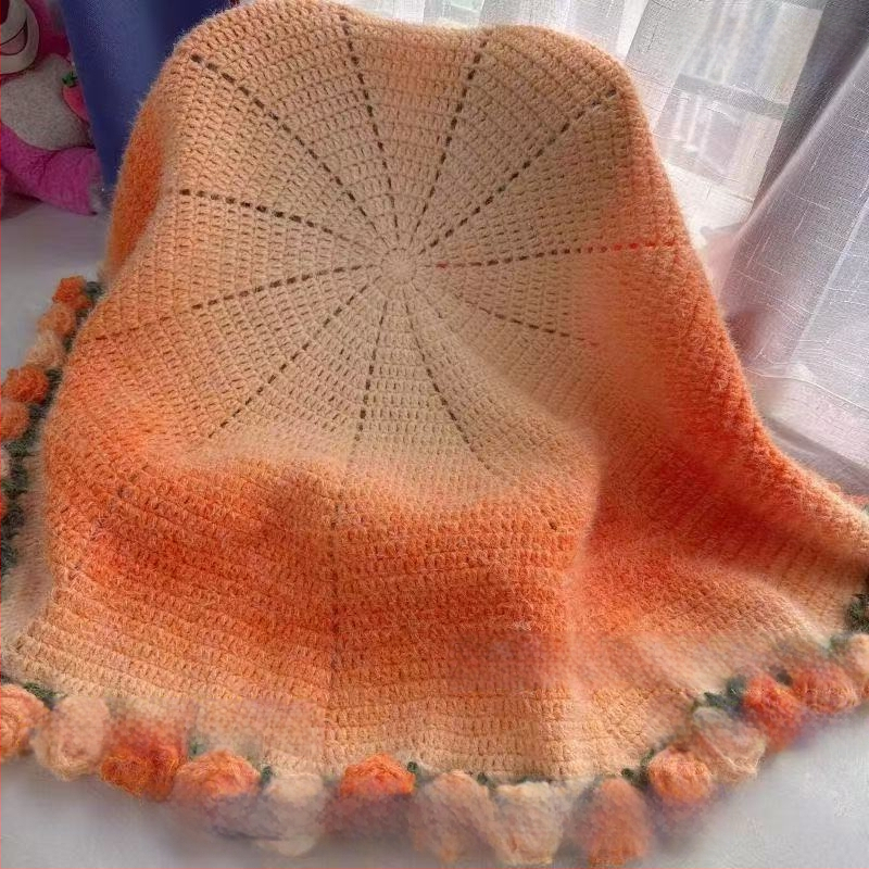 Käsitsi kootud tekke komplekt rooside buketiga – puuvill, kaal alla 300 g, triibuline muster, kaasaegne stiil, sobib kevadeks ja sügiseks