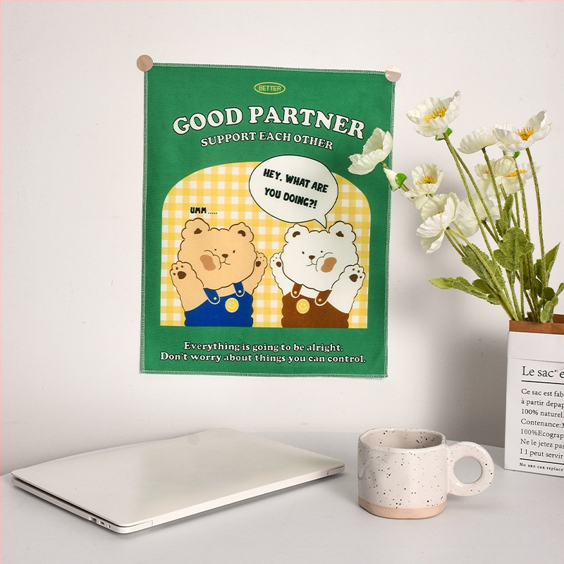 Ταπισερί πολυεστέρα σε κορεατικό στυλ με αρκούδα καρτούν – ορθογώνιο κρεμαστό διακοσμητικό τοίχου για σαλόνι, υπνοδωμάτιο ή μελέτη