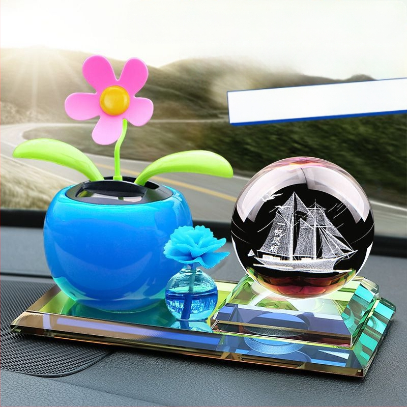 Automašīnas iekšējā dekora ar saules enerģiju darbināmo kustīgu ziedu aromterapijai, metāla konstrukcija, piemērots biznesa dāvanām