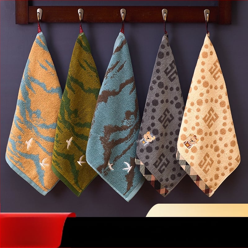 Памучна квадратна кърпа за лице – Airsl, 30 g, от чист памук, квадратна форма, бродерия и жакардова обработка