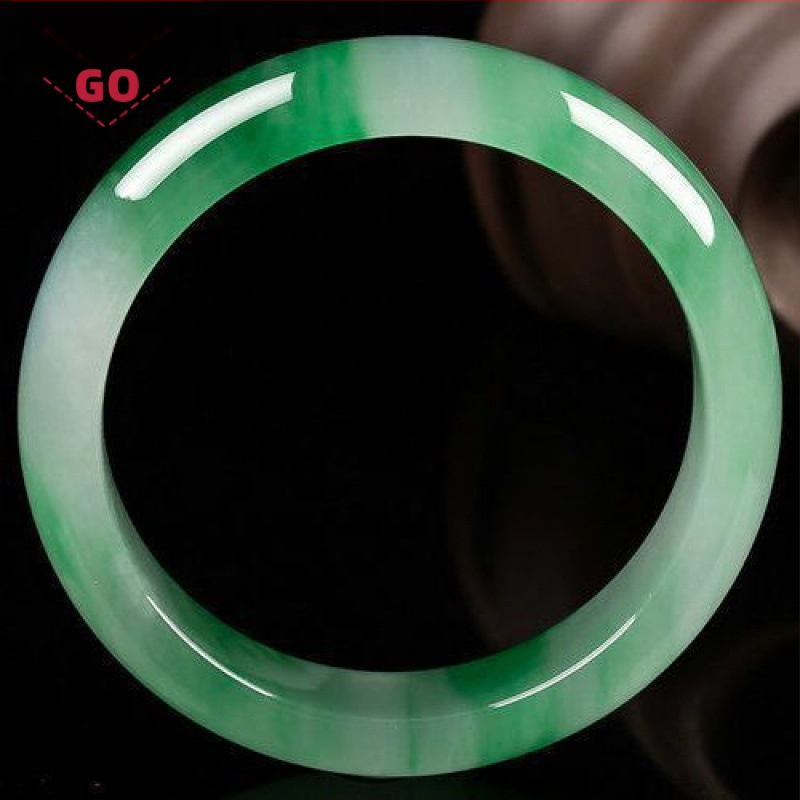 Nefrīta rokassprādze ar ziedu motīvu — materiāls: bišu vasks; zīmols: Other homes; izlaišana: rudens 2022; stils: temperament