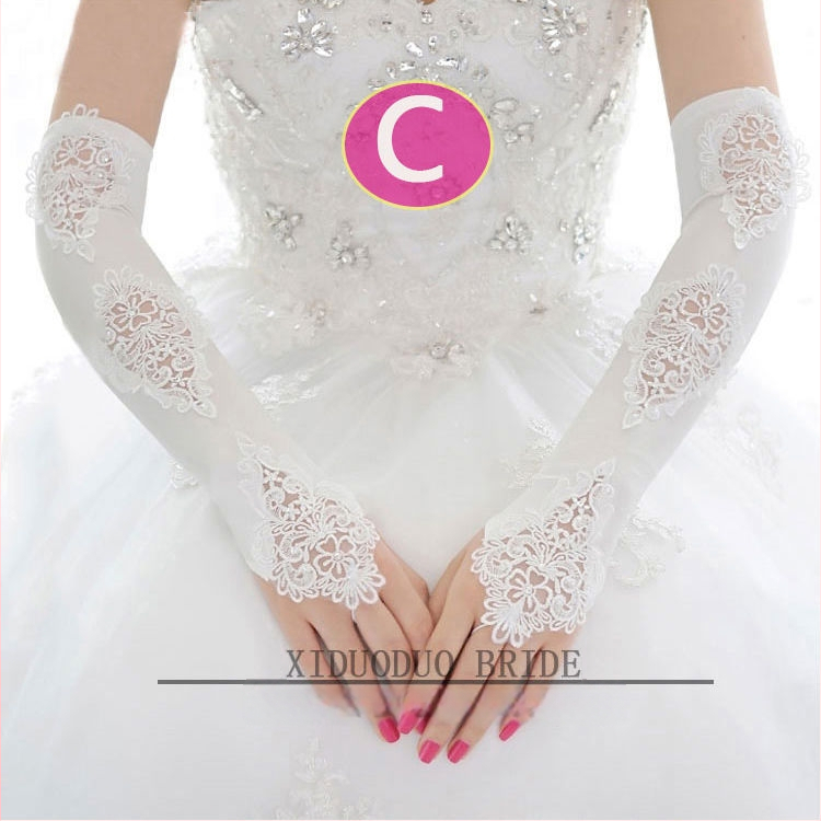 Kāzu cimdi no mežģīnēm, garie un plānie, mežģīņu materiāls (Zīmols: Unique; Noliktavā; Vasaras 2021)