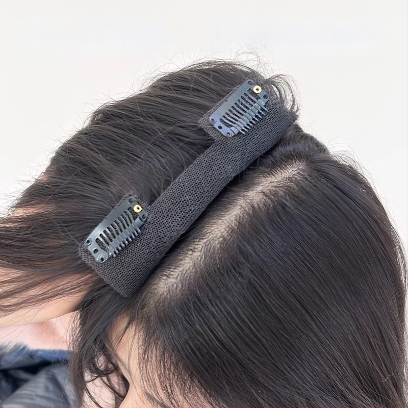 Perukas su centrinio kirpčiuko dalijimo, pūkotas natūralus vaizdas, plaukai iš aukštos temperatūros vielos, I formos tinklo kirpčiukų blokas, mechanizmas