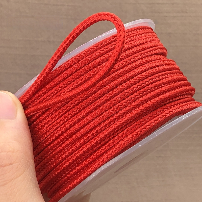 Ruyi aukla jade kulonam, rokām darināta, austs, pērļu pavedums