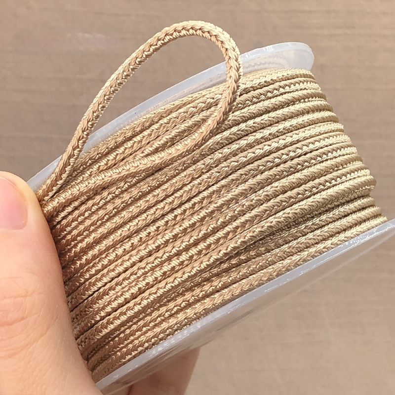 Ruyi aukla jade kulonam, rokām darināta, austs, pērļu pavedums