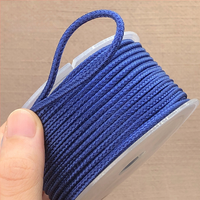 Ruyi aukla jade kulonam, rokām darināta, austs, pērļu pavedums