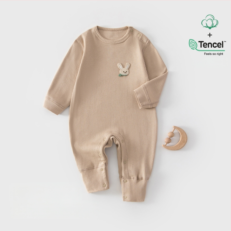 Baba overál – 100% pamut, újszülött, uniszex, hosszú ujjú, elöl gombos zárás, egész éves viseletre