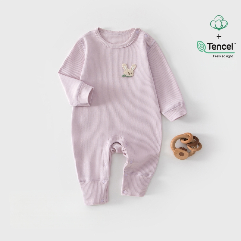 Baba overál – 100% pamut, újszülött, uniszex, hosszú ujjú, elöl gombos zárás, egész éves viseletre