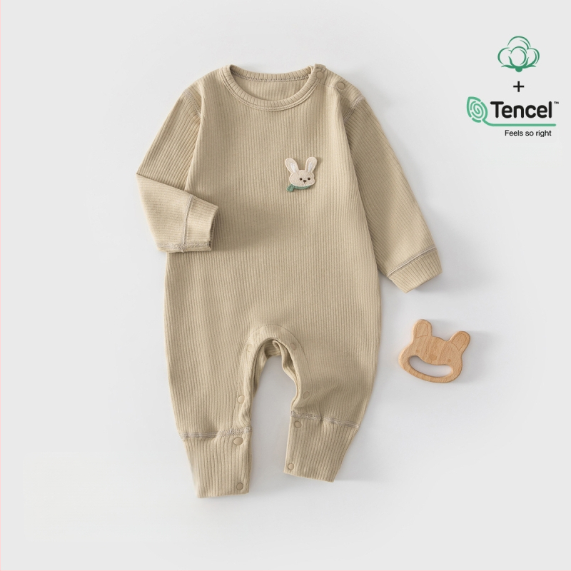 Baba overál – 100% pamut, újszülött, uniszex, hosszú ujjú, elöl gombos zárás, egész éves viseletre