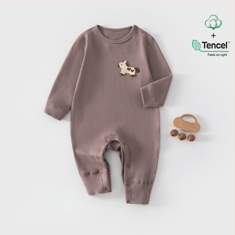 Baba overál – 100% pamut, újszülött, uniszex, hosszú ujjú, elöl gombos zárás, egész éves viseletre