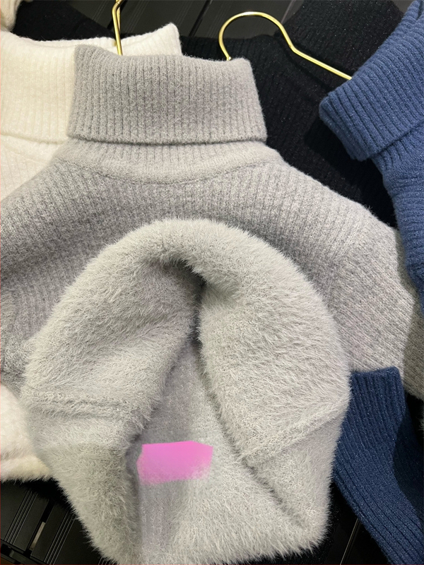 Unisex bērnu džemperis Korejas stilā ziemai, biezi adīts ar velūra oderējumu un augstu kaklu, vecuma grupa 3–8 gadi, adījuma soli 12–14 acis uz 3 cm, galvenais materiāls: norka kažokāda