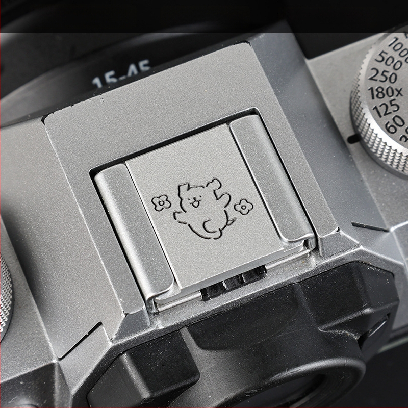 Κάλυμμα ζεστής υποδοχής κάμερας για Fuji X-T50, X-M5, X-S20, X-T30, X100V — Ανθεκτικό στη σκόνη και διακοσμητικό