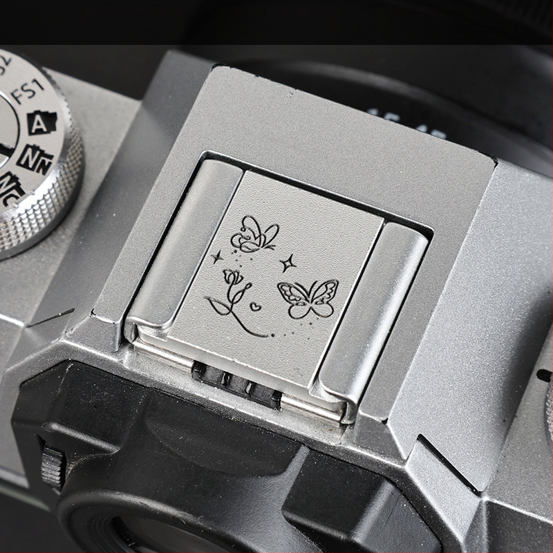 Κάλυμμα ζεστής υποδοχής κάμερας για Fuji X-T50, X-M5, X-S20, X-T30, X100V — Ανθεκτικό στη σκόνη και διακοσμητικό