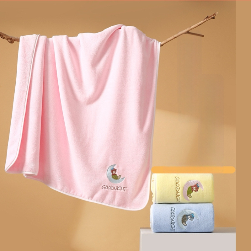 Beebide korallfliisist vannirätik, paksendatud sügisel ja talvel, klass A, pehme ja imav, 150D, 300–400 g, tikand ja vooder, karikatuurimuster