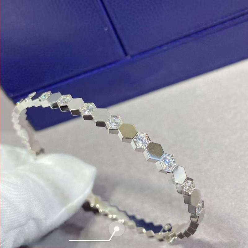 Aproces ar bišu šūnu rakstu, sakausējums, Seiko virsma, 9 g, Ins stils, rokas aksesuārs