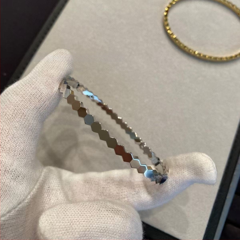 Aproces ar bišu šūnu rakstu, sakausējums, Seiko virsma, 9 g, Ins stils, rokas aksesuārs