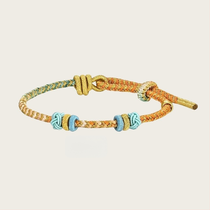 DIY rokassprādze no auklām, etniskā stila, roku adīta, pavasaris 2025