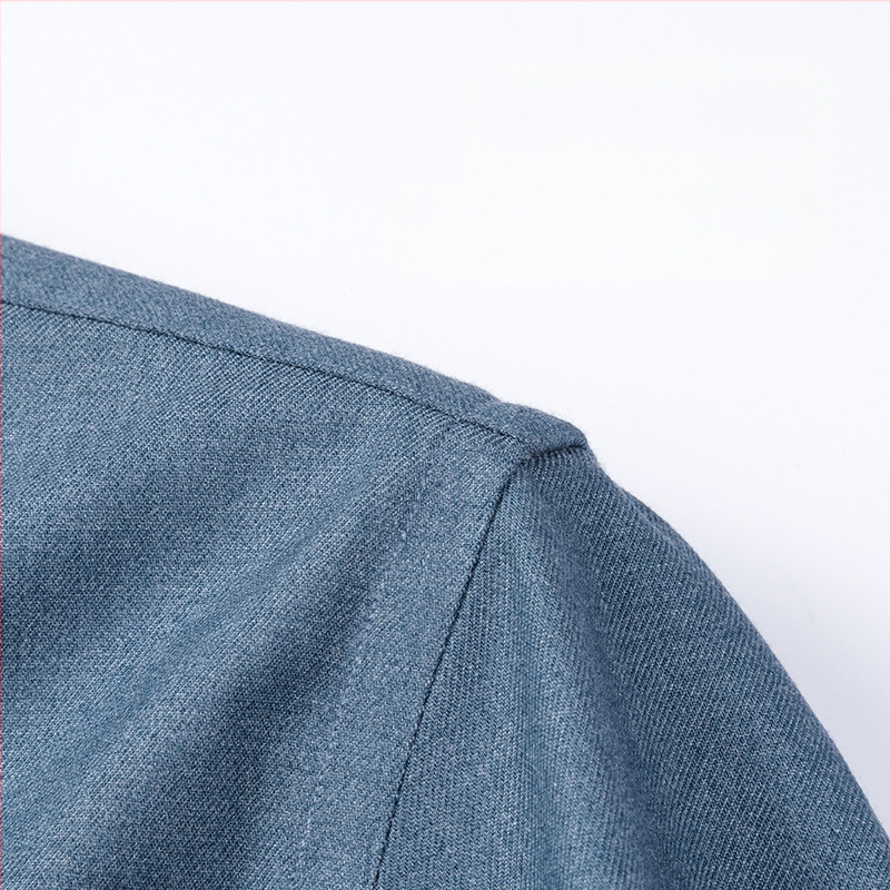 Auduma no vilnas un modal, antibaktērija un aldehīdu noņemšana, garas piedurknes, kvadrātveida apkakle, bez gludināšanas.