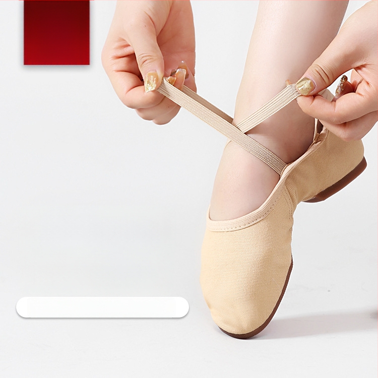 Deju kurpes pieaugušām sievietēm, bez šņorēm, mīksta pamatne, auduma augšdaļa, gumijas zole, elpojošas.