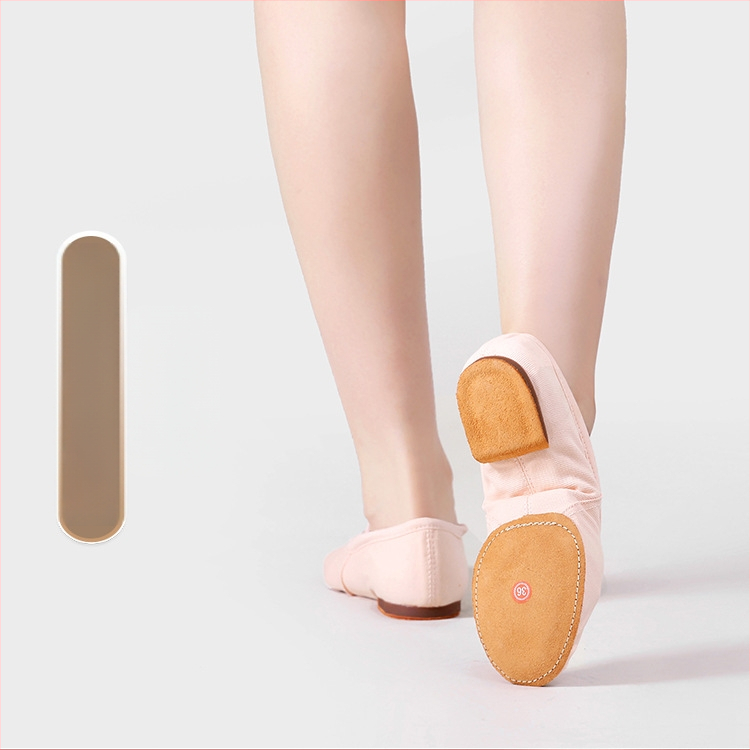 Deju kurpes pieaugušām sievietēm, bez šņorēm, mīksta pamatne, auduma augšdaļa, gumijas zole, elpojošas.