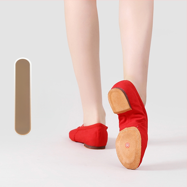 Deju kurpes pieaugušām sievietēm, bez šņorēm, mīksta pamatne, auduma augšdaļa, gumijas zole, elpojošas.